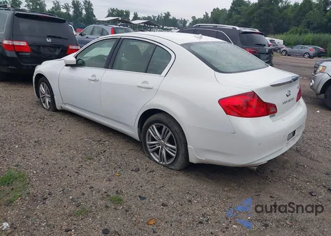 2013 Infiniti G37X z USA, uszkodzony, nr VIN JN1CV6AR7DM759843
